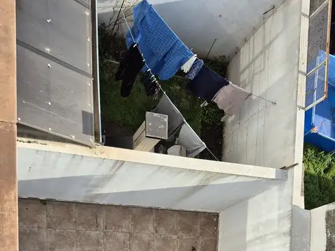 Departamento 4 ambientes con 1 baño