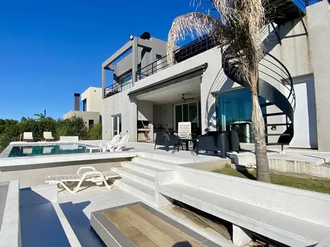 Barrio Nautico el Cazal  al 200