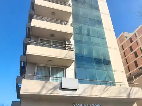 DEPARTAMENTO 2 AMBIENTES AV. CENTENARIO AL 2000 -