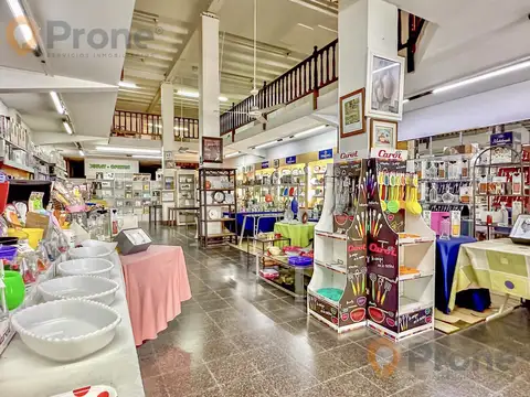 Local en Venta 50 años