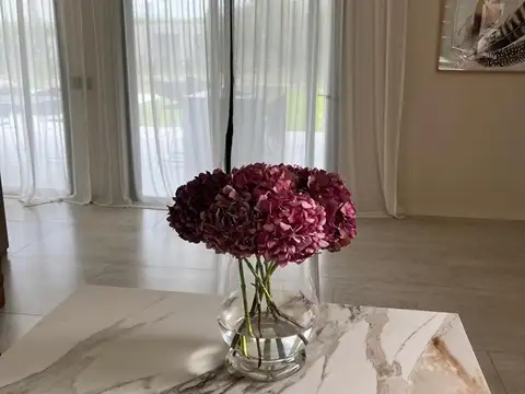 Casa 5 ambientes con 5 baños