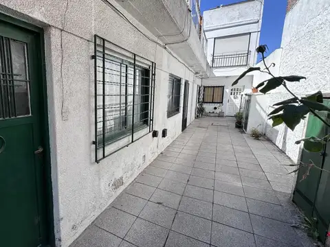 Depto Tipo Casa en Venta de 2 ambientes