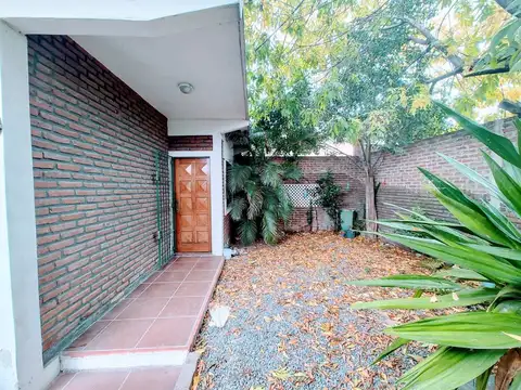 Depto Tipo Casa en Venta de 5 ambientes