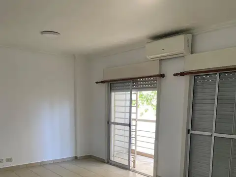 Departamento en Caseros