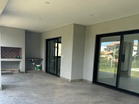 Casa Chalet  en Venta en Altos de Campo Grande, Pilar, G.B.A. Zona Norte