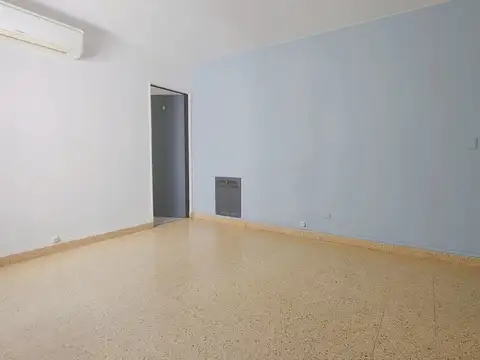 Departamento en Alquiler 64 años