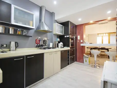 PH 5 AMBIENTES + PATIO VENTA VILLA URQUIZA