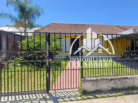 VENTA CASA BARRIO SANTA ANA 1