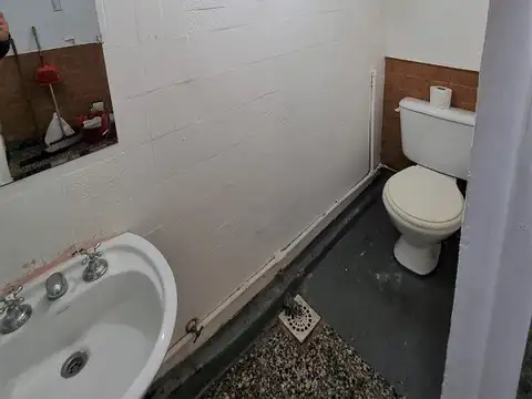 Local en Venta 50 años