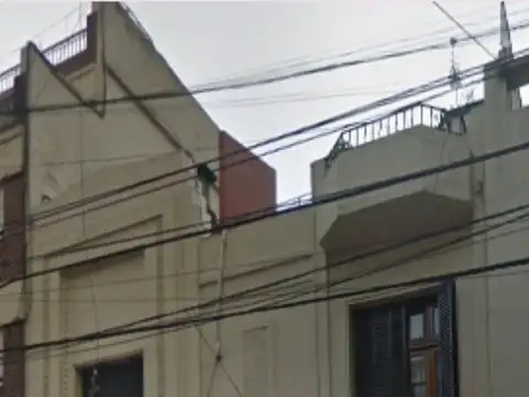 DTO. TIPO CASA DE CATEGORIA EN PRIMER PISO LAVALLE 87 – AVELLANEDA CENTRO