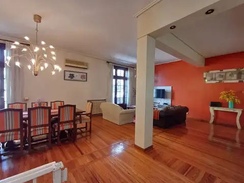 Depto Tipo Casa en Venta en Avellaneda, USD 240.000