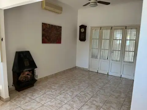 Depto Tipo Casa en Venta 50 años