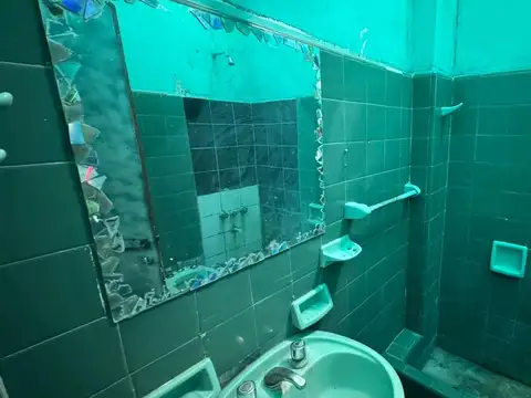 Casa 2 ambientes con 1 baño