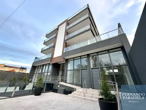 Local en Alquiler en Barrio Parque Leloir, $ 1.100.000