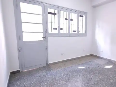 Local en Alquiler en Maipu, $ 1.500.000