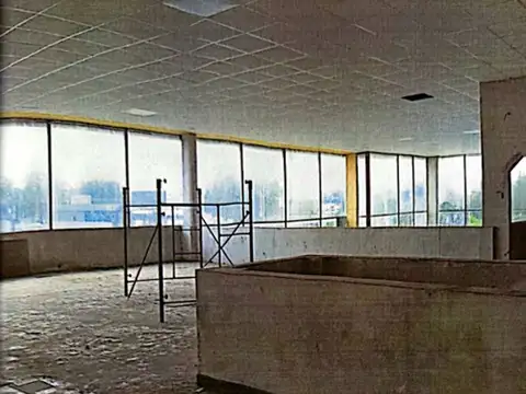 Galpon en Alquiler en Luis Guillon, USD 9.000