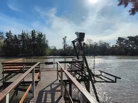 Casa 2 ambientes con 2 baños