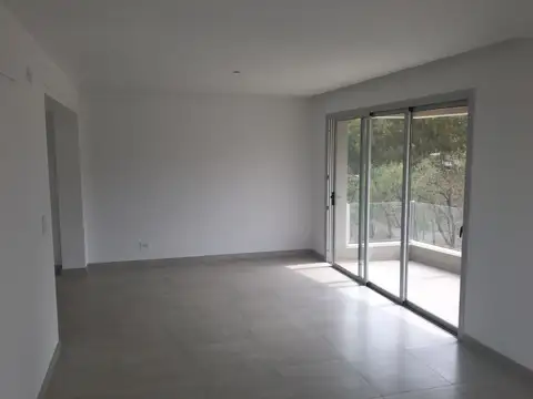 Departamento 5 ambientes con 2 baños