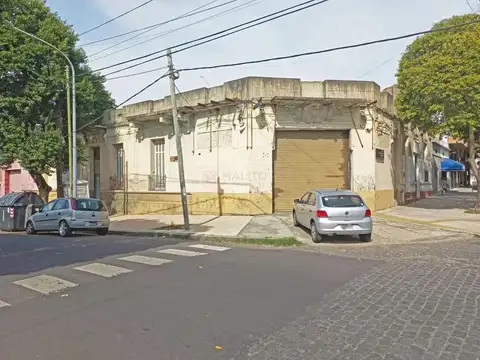 Venta Galpon 500m2 con Locales al Frente, Depositos y Entrep