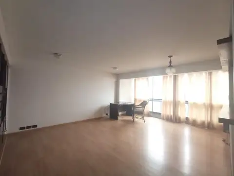 Departamento en Alquiler de 4 ambientes