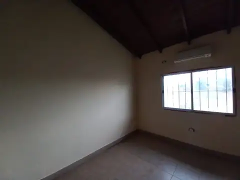 Casa Con Pileta En Venta, General Las Heras