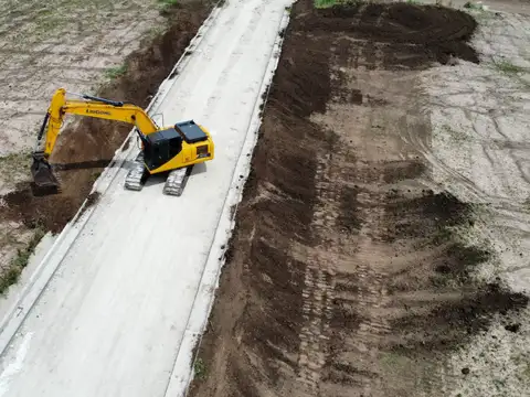 Terreno en Venta 27  mts Fondo