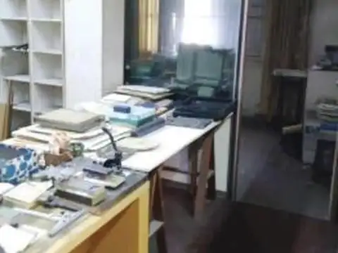 Galpon en Venta en Barracas, USD 300.000