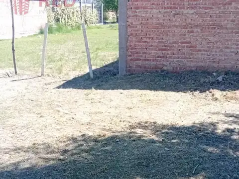 Vende terreno en Las Gemas, Plottier