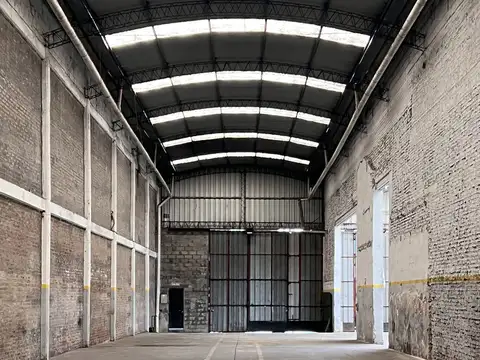 Galpon en Alquiler en Lanus Oeste, USD 4.000