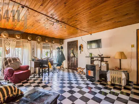 Quinta en Venta con 2 cocheras