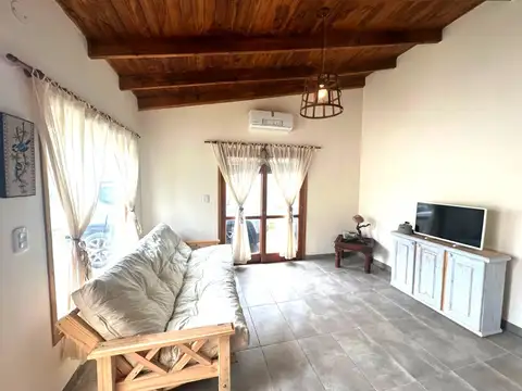 Depto Tipo Casa 2 ambientes con 1 baño