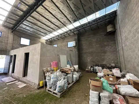 Galpon en Venta 40  mts Frente