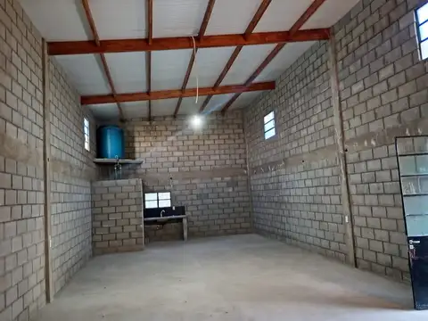 Galpon en Venta en La Cortadera, USD 60.000