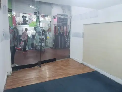 Av. Juan Domingo Presidente Perón 1600