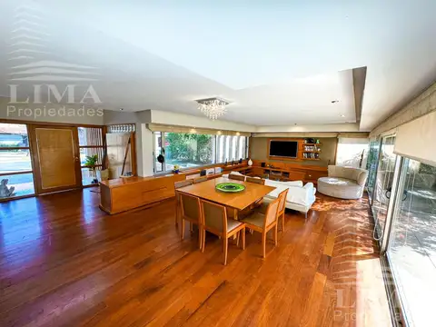 Casa en Venta de 4 dormitorios