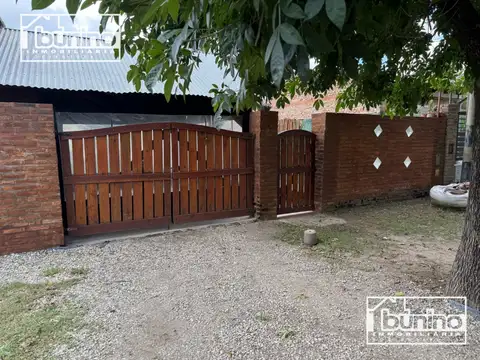 Casa en venta en Ibarlucea - 2 DORM. + COMODIN