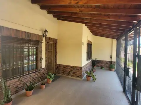 ESMERALDA 6719. Entre San vicente y Rawson