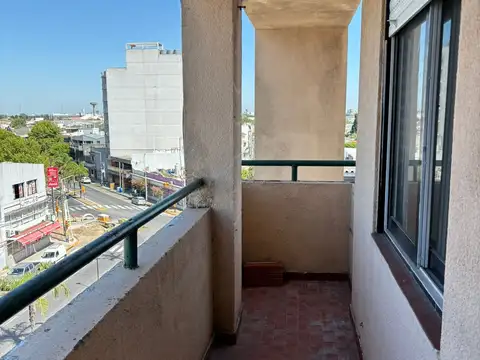 Avenida Rivadavia 100, Piso 5