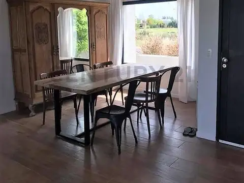 VENTA CASA A LA LAGUNA, EN SAN FRANCISCO VILLANUEVA, TIGRE.