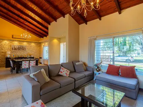 Casa en Venta en Ibarlucea, USD 205.000