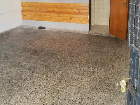 Local en Alquiler en Flores, $ 0