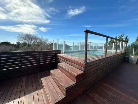 Estrasburgo 275 e/ Lautaro y Niza