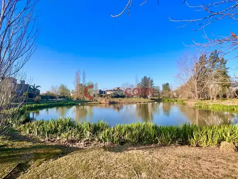 Terreno en Venta en Terravista, USD 240.000