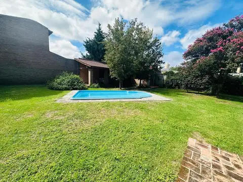 Arguello exc zna Terr 346m2 c/pileta y qcho ESCRITURA