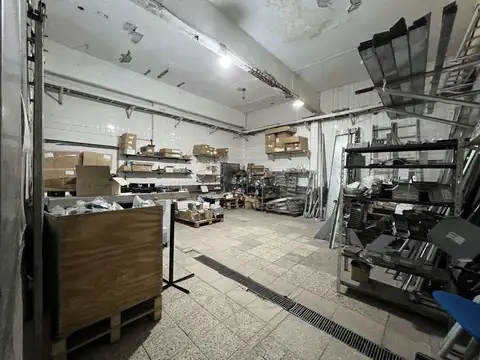 Galpon en Venta 17  mts Frente