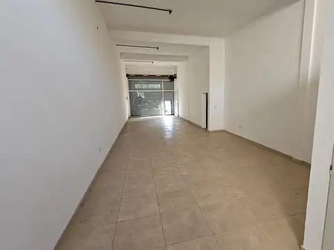 Local en Alquiler en Pacheco Sur, $ 2.000.000