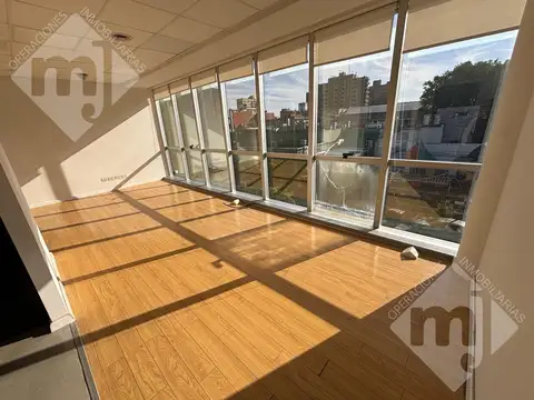 Local en Alquiler en San Fernando Vias  /  Centro, $ 1.200.000