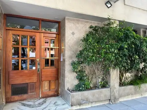 EXCELENTE 3 AMBIENTES CON BALCON TERRAZA, PARRILLA, LAVADERO INDEP, LINDA VISTA Y MUCHA  LUZ,