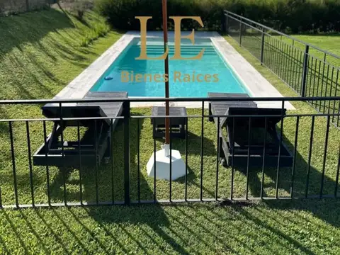 Casa 4 ambientes con 3 baños