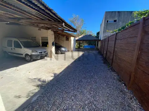 Casa en Venta con 1 cochera